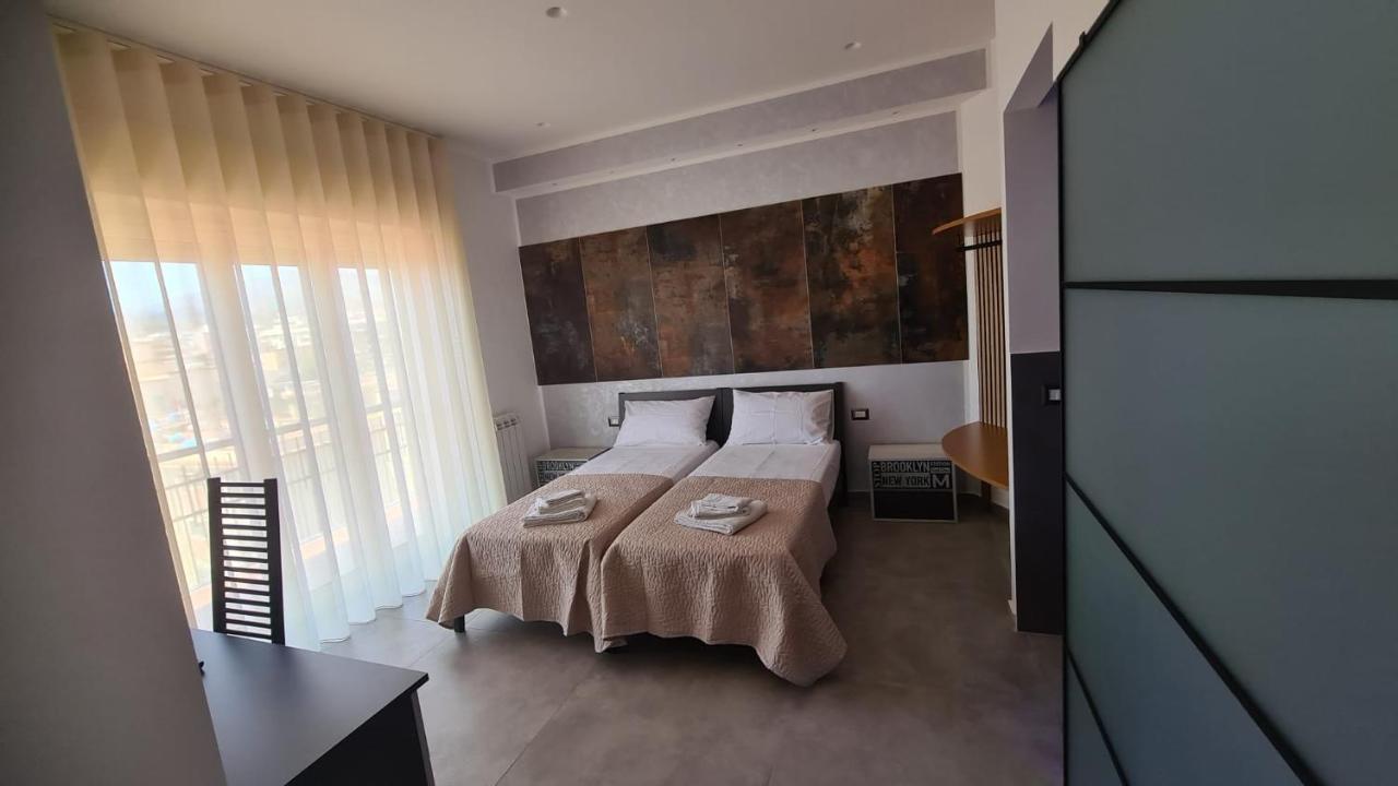 Casa Veneziano Bed & Breakfast Messina Ngoại thất bức ảnh