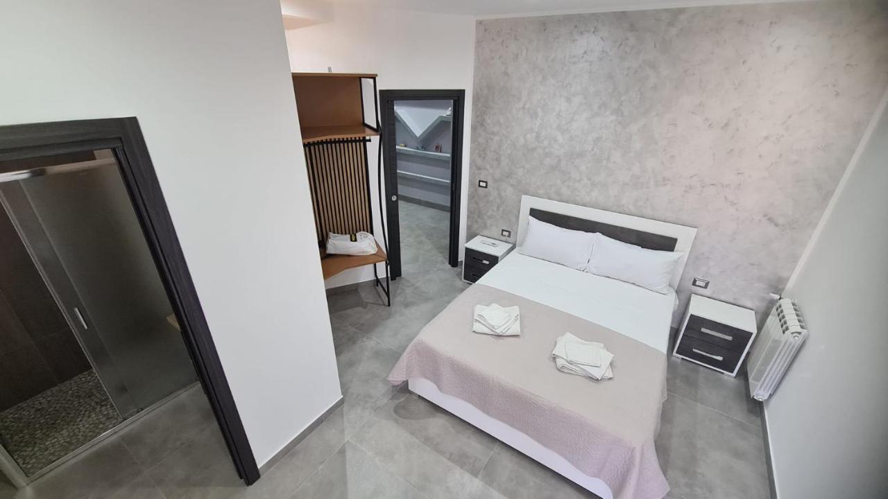 Casa Veneziano Bed & Breakfast Messina Ngoại thất bức ảnh