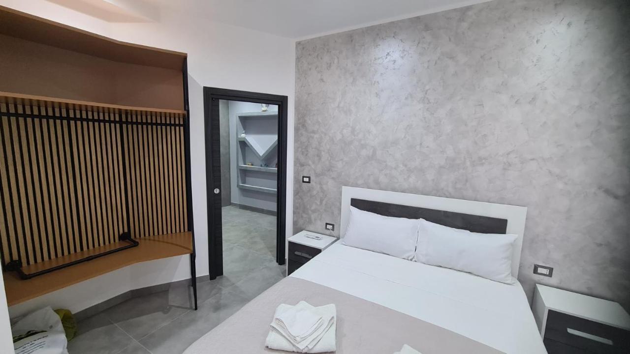 Casa Veneziano Bed & Breakfast Messina Ngoại thất bức ảnh